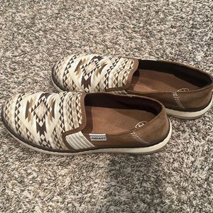 Women’s ariat slip on